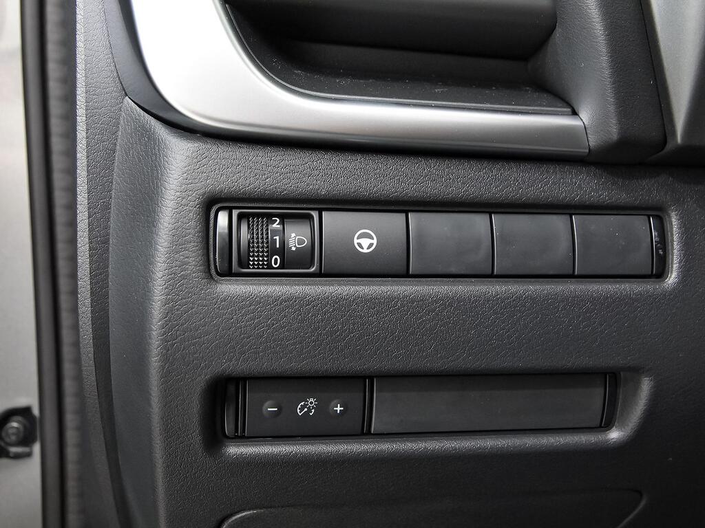 Nissan Qashqai E-POWER 140 KW (190 CV) N-Connecta 12
