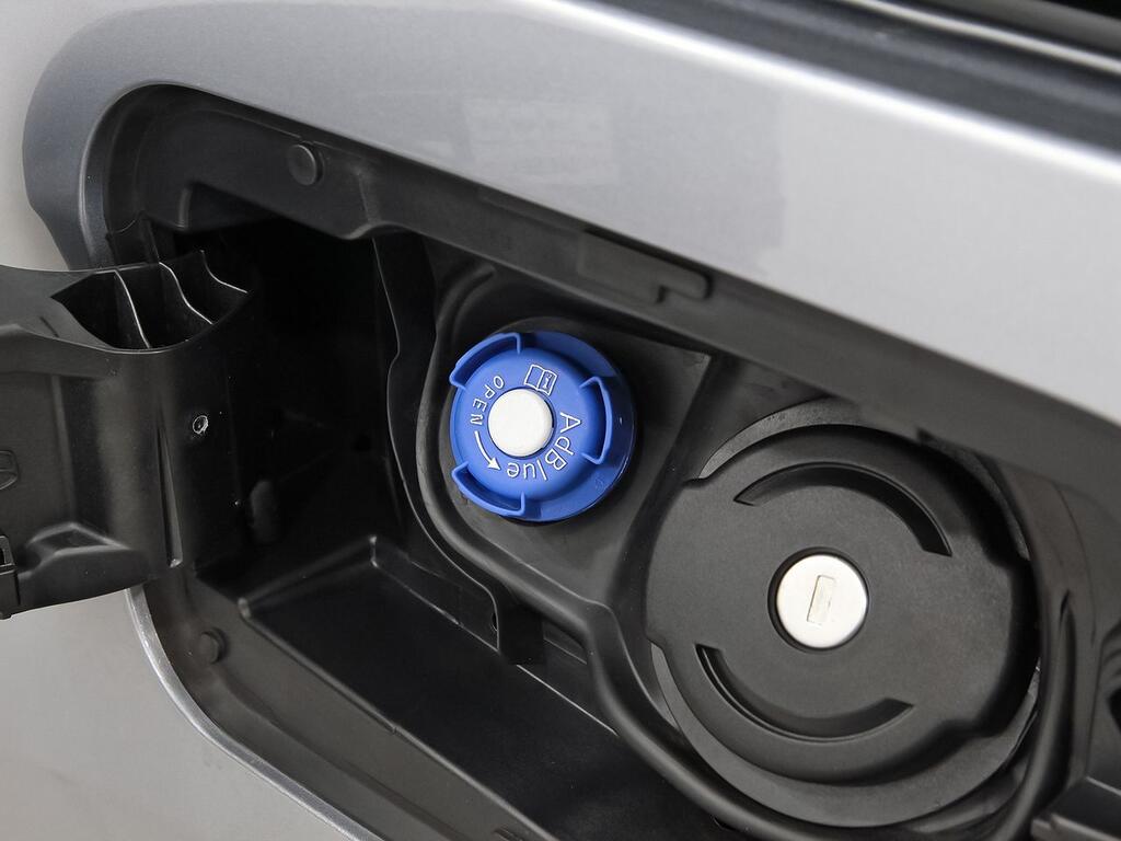 Citroën Berlingo Talla M BlueHDi 100 S&S SHINE 33