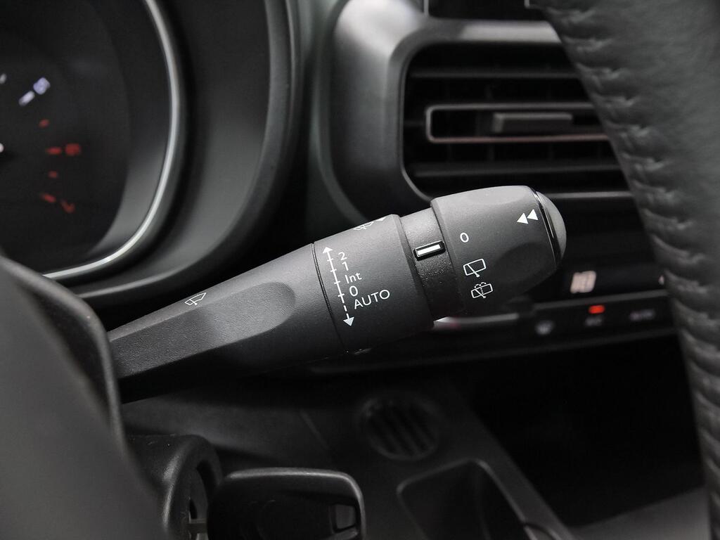 Citroën Berlingo Talla M BlueHDi 100 S&S SHINE 17