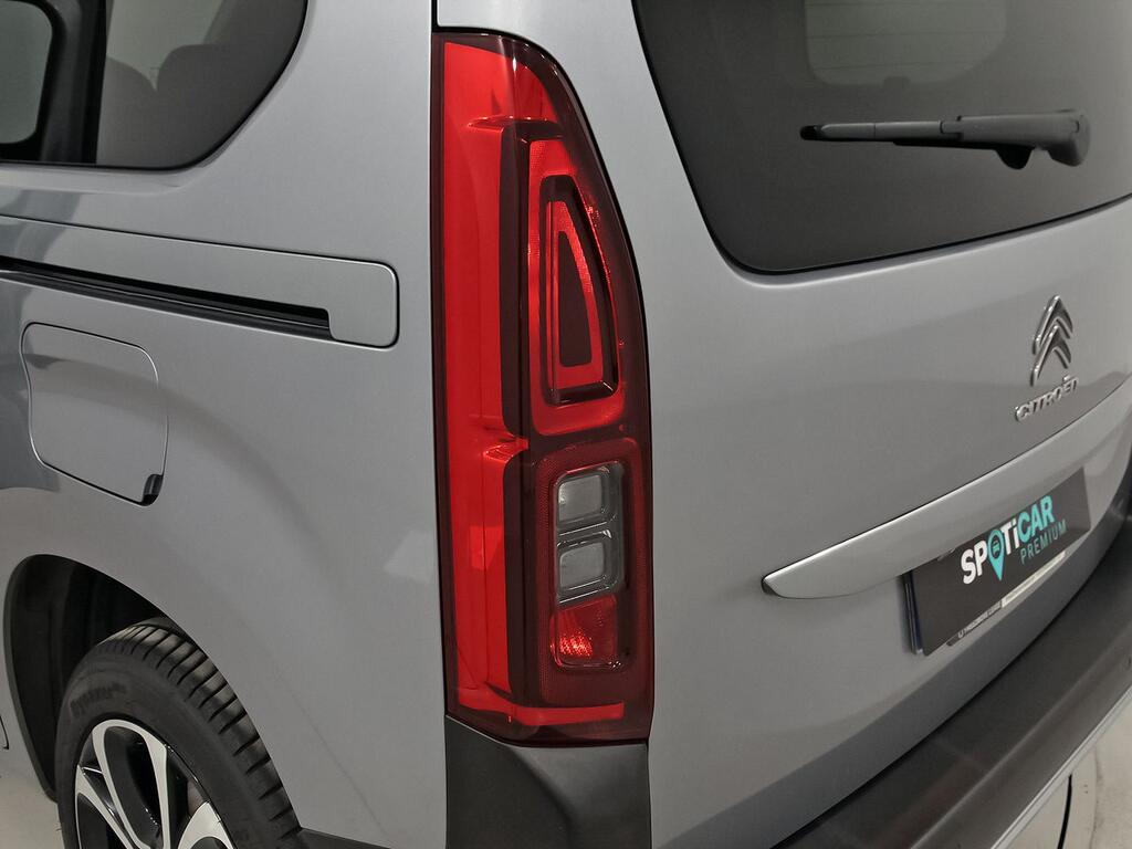 Citroën Berlingo Talla M BlueHDi 100 S&S SHINE 32