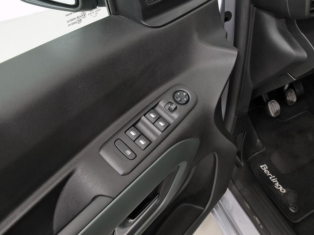 Citroën Berlingo Talla M BlueHDi 100 S&S SHINE 12