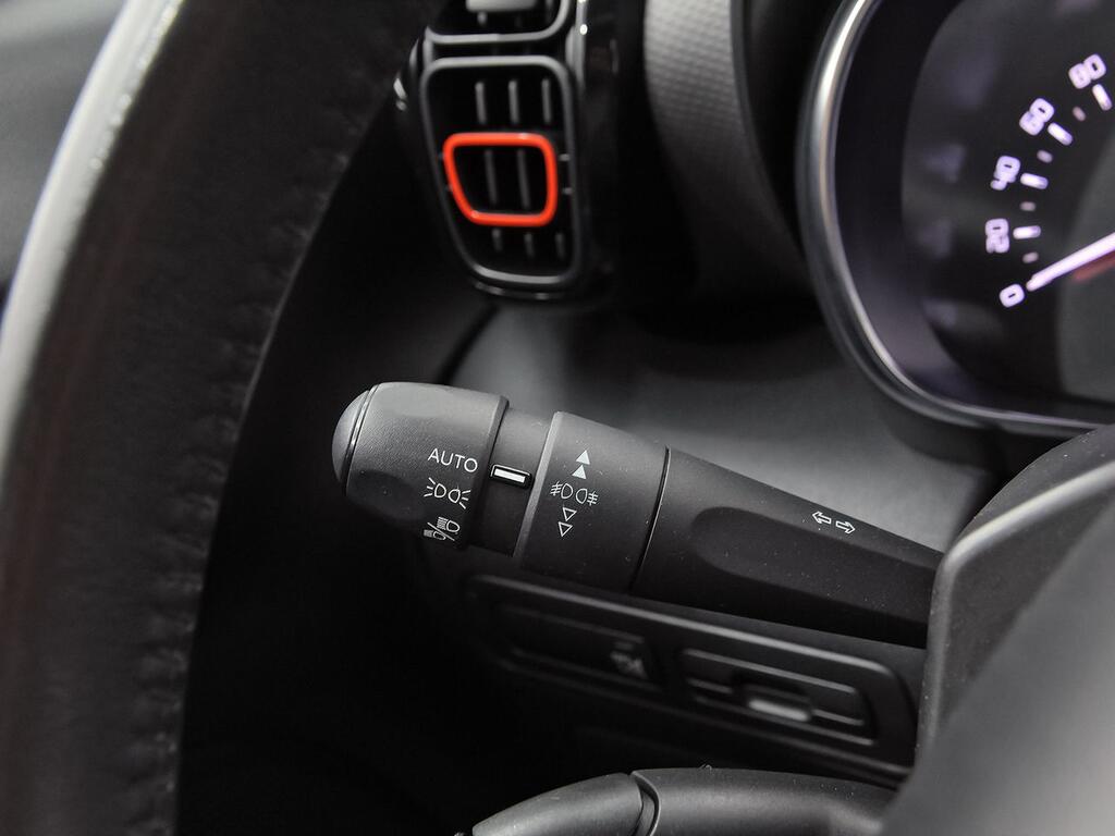 Citroën C3 Aircross PureTech 81kW (110CV) S&S EAT6 SHINE 15