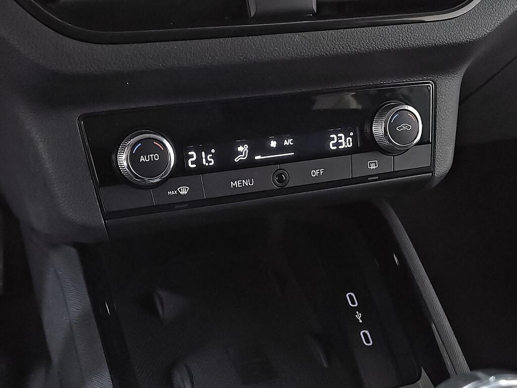 Skoda Kamiq 1.0 TSI 81kW (110CV) Ambition 27