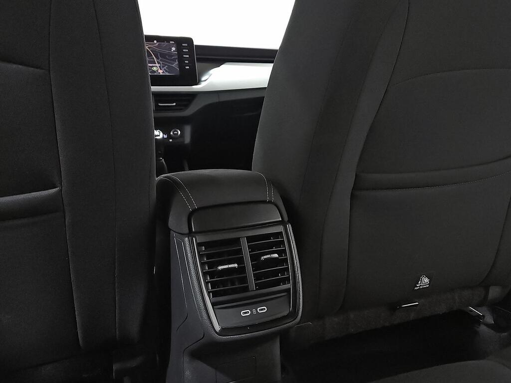 Skoda Kamiq 1.0 TSI 81kW (110CV) Ambition 29
