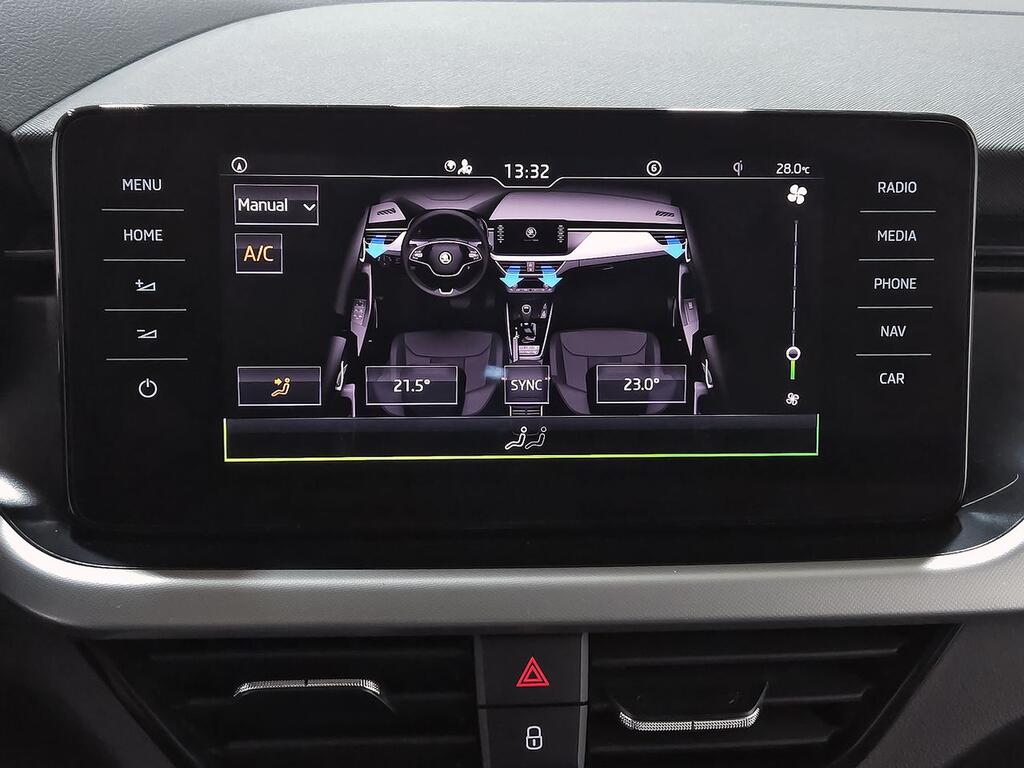 Skoda Kamiq 1.0 TSI 81kW (110CV) Ambition 26