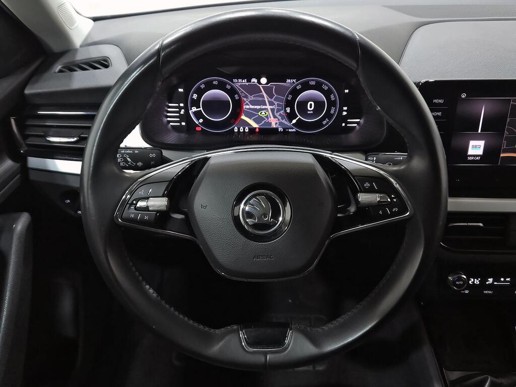 Skoda Kamiq 1.0 TSI 81kW (110CV) Ambition 17