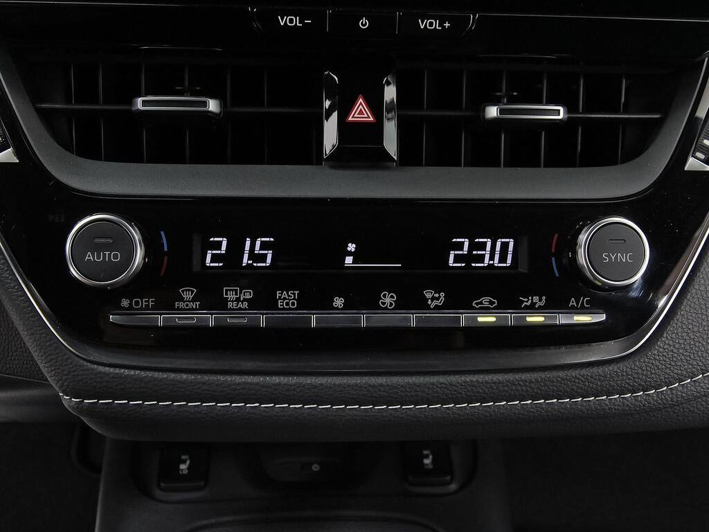 Toyota Corolla 140H Style Edition 27
