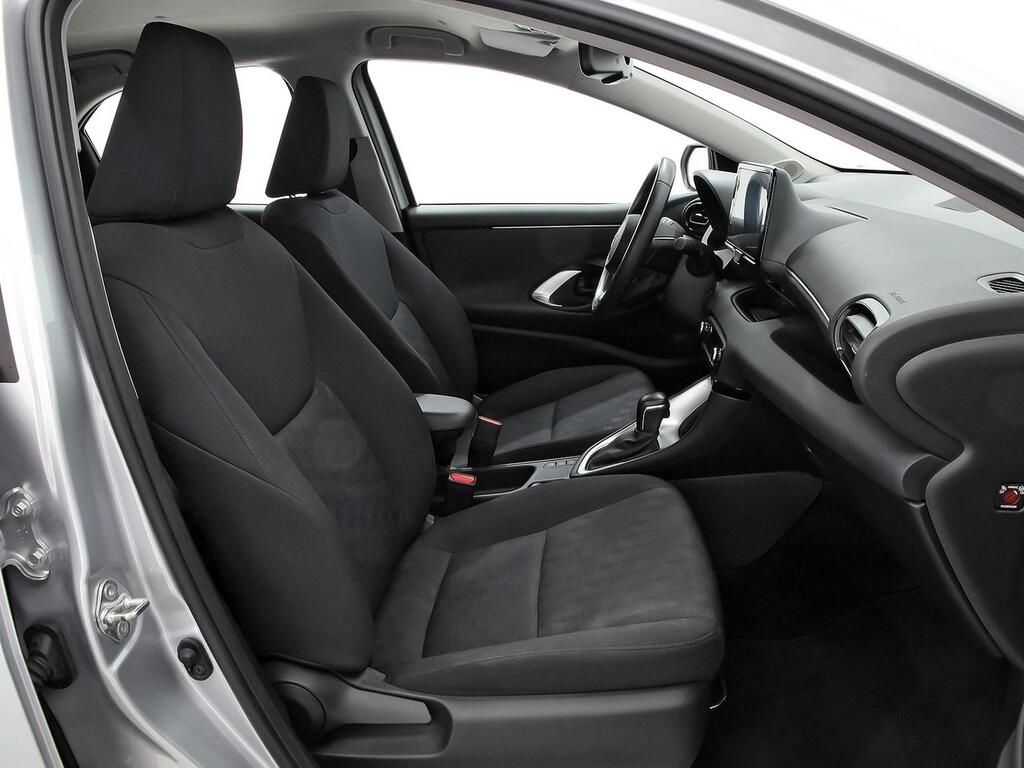 Toyota Yaris 1.5 120H Active Plus 5
