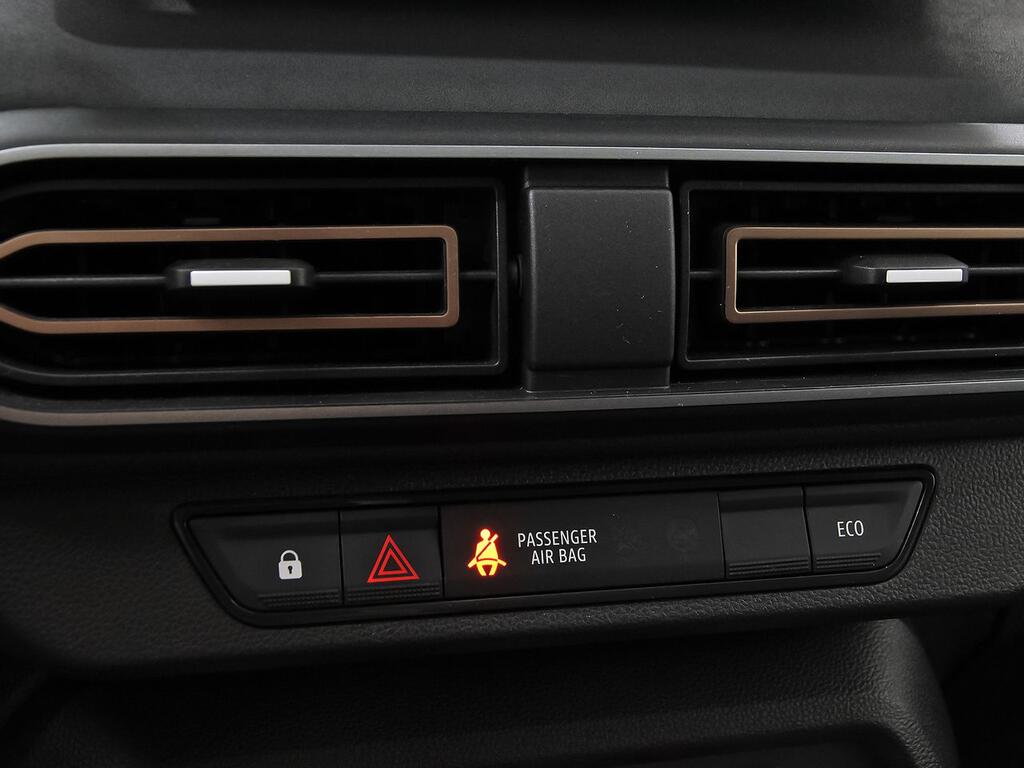 Dacia Jogger Extreme HYBRID 105kW (140CV) 7 plazas 26