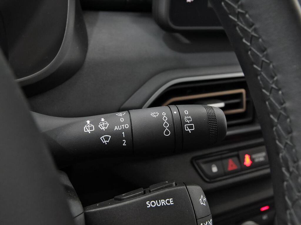 Dacia Jogger Extreme HYBRID 105kW (140CV) 7 plazas 16