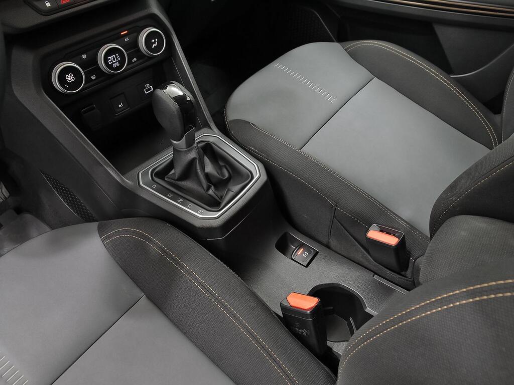 Dacia Jogger Extreme HYBRID 105kW (140CV) 7 plazas 30