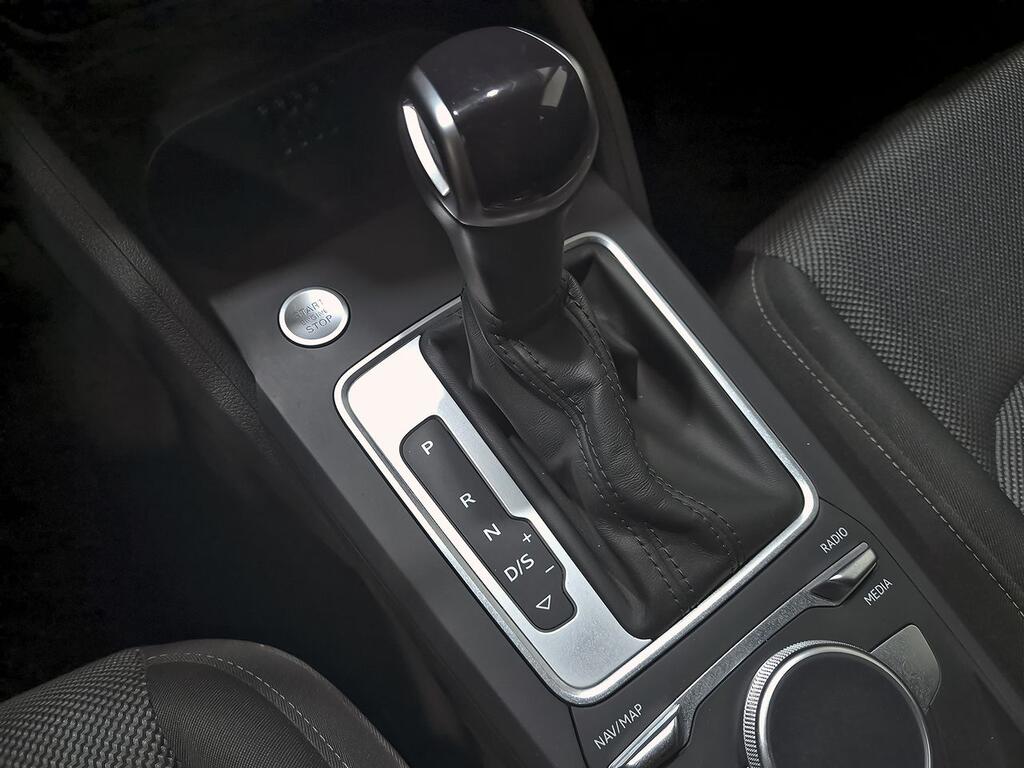 Audi Q2 Adrenalin 35 TFSI 110kW (150CV) S tronic 25