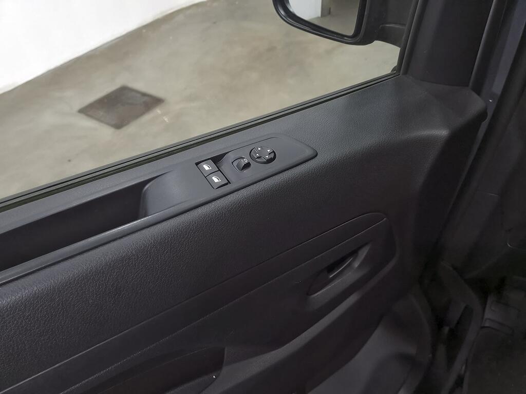 Citroën Jumpy FG 1.5 BLUEHDI 120 M 4P 13