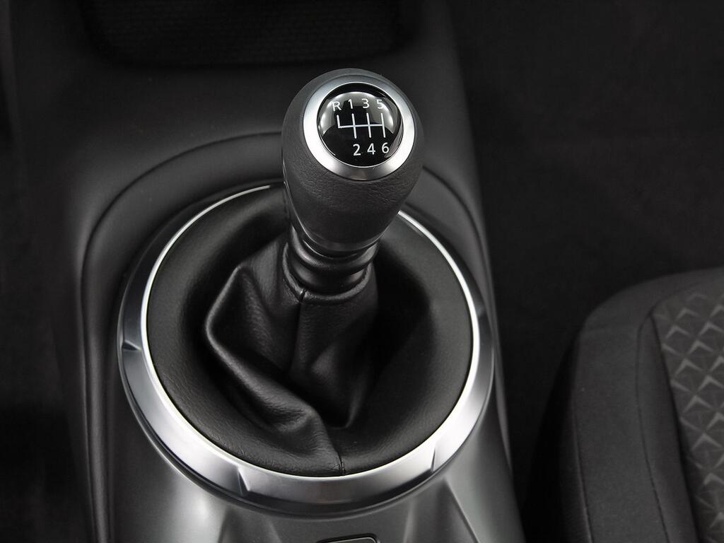 Nissan Juke DIG-T 84 kW (114 CV) 6M/T Acenta 27