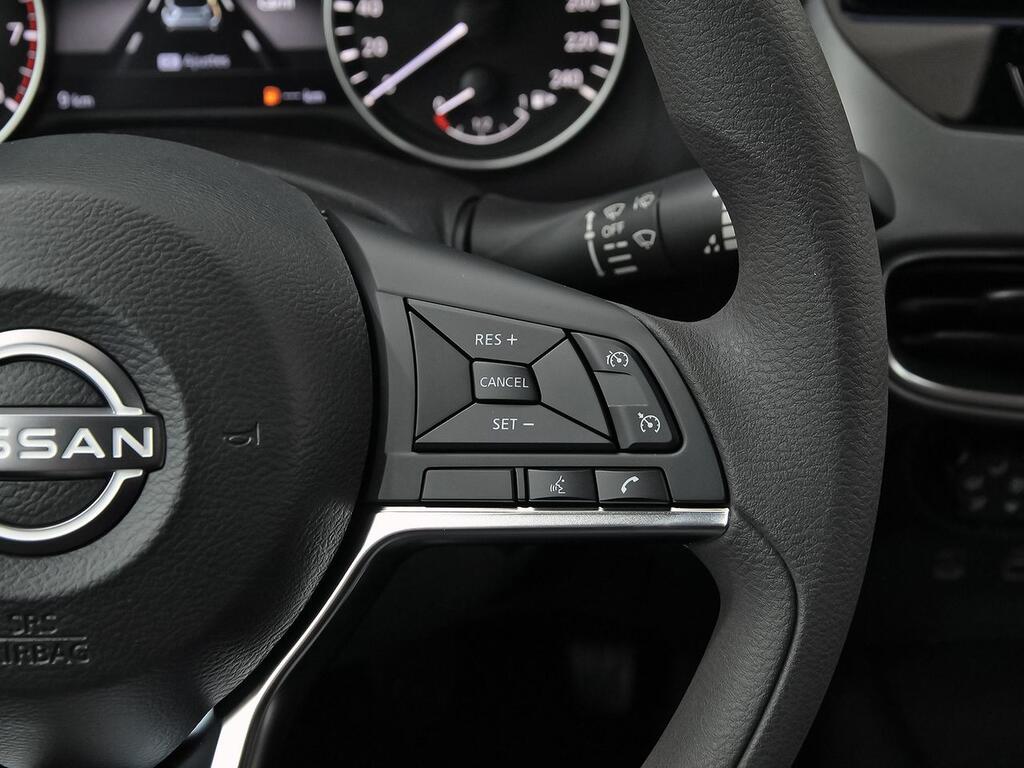 Nissan Juke DIG-T 84 kW (114 CV) 6M/T Acenta 18