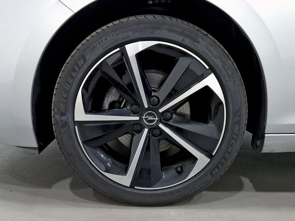 Opel Astra 1.2T XHT 96kW (130CV) GS 11