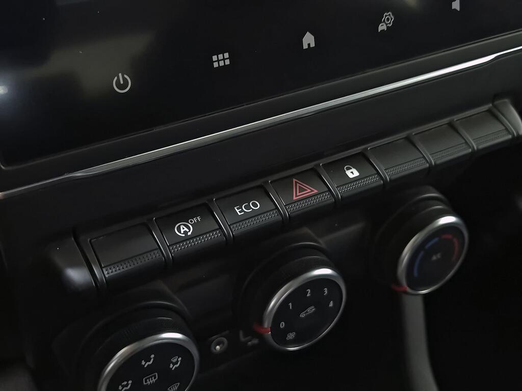 Renault Clio Intens TCe 67 kW (91CV) 22