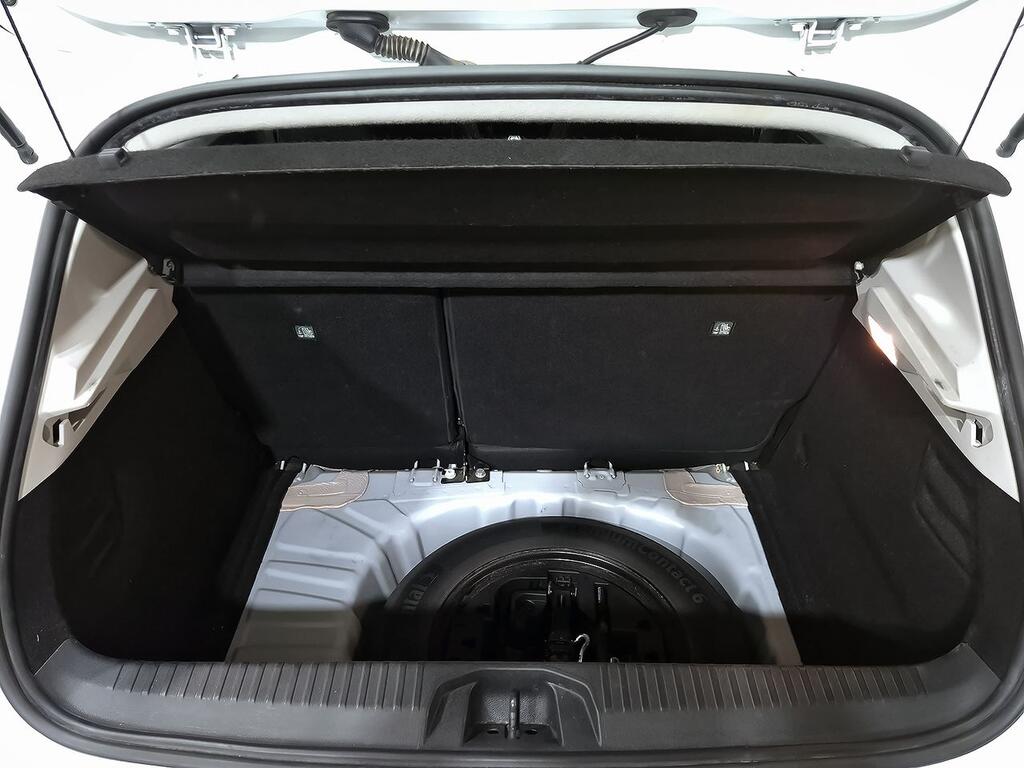 Renault Clio Intens TCe 67 kW (91CV) 29