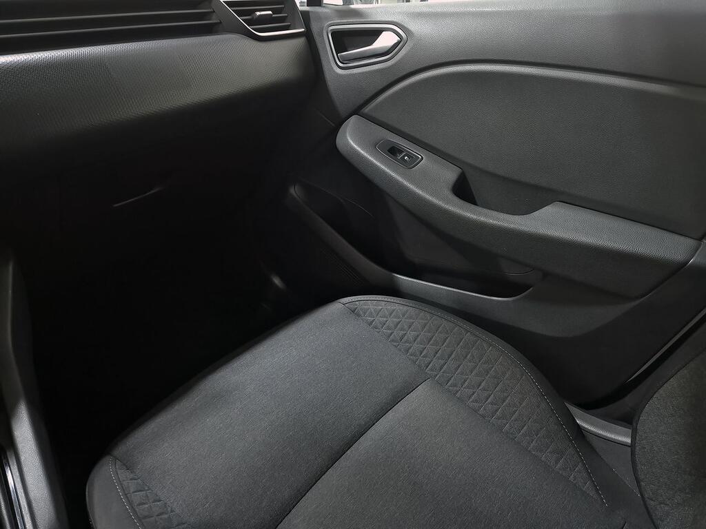 Renault Clio Intens TCe 67 kW (91CV) 26