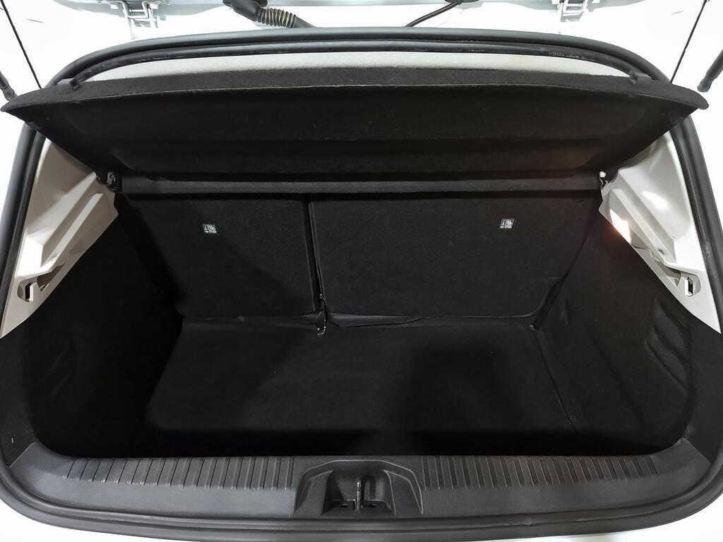 Renault Clio Intens TCe 67 kW (91CV) 9