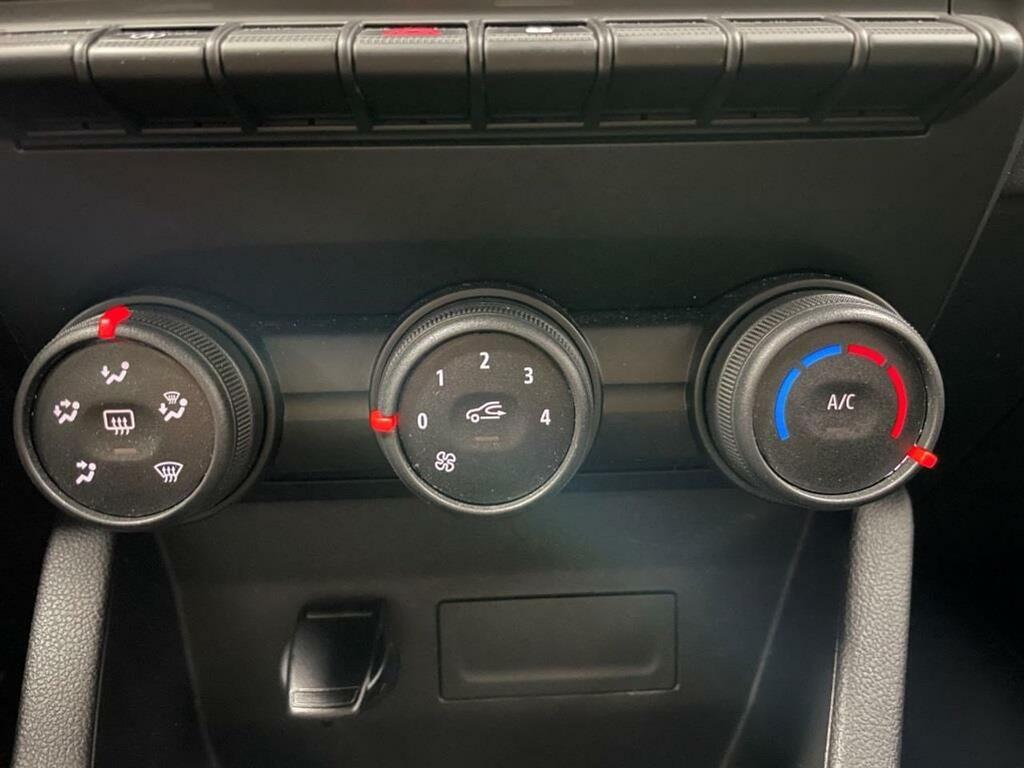 Renault Clio Business Blue dCi 74kW (100CV) 10