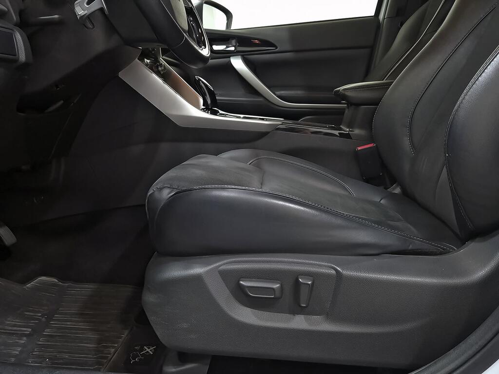 Mitsubishi Eclipse Cross 2.4 PHEV Kaiteki Auto 4WD 27