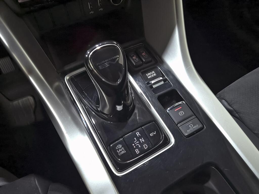 Mitsubishi Eclipse Cross 2.4 PHEV Kaiteki Auto 4WD 24