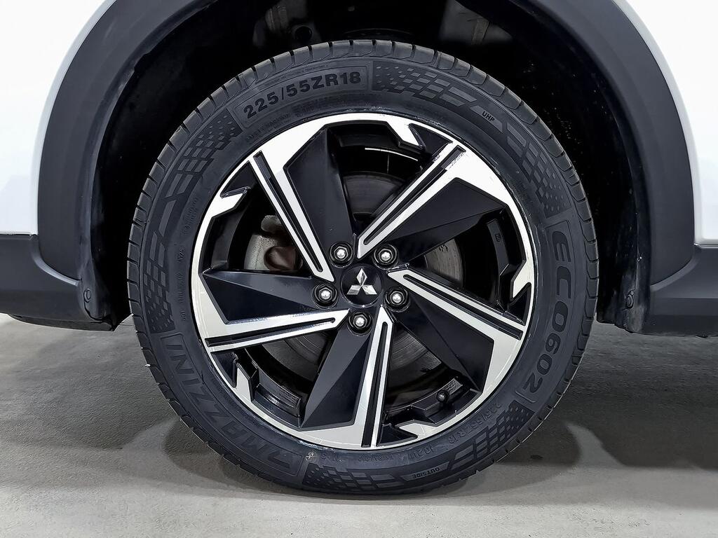 Mitsubishi Eclipse Cross 2.4 PHEV Kaiteki Auto 4WD 10