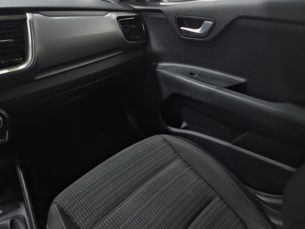 Kia Stonic 1.0 T-GDi 74kW (100CV) MHEV iMT Drive 30