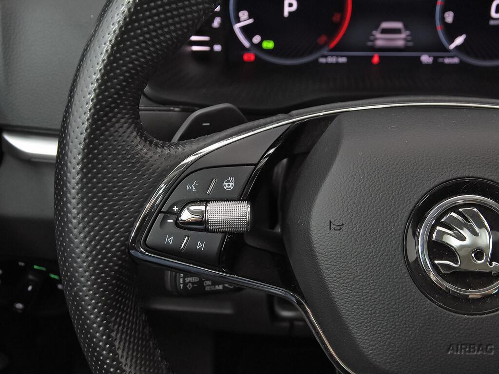 Skoda Karoq 1.5 TSI 110kW (150CV) DSG ACT Design 16