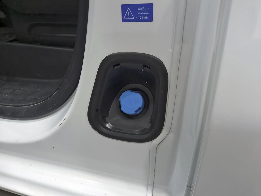 Citroën Jumpy FG 1.5 BLUEHDI 120 M 4P 27