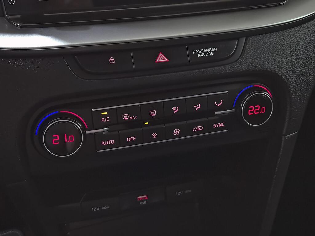 Kia Ceed 1.0 T-GDi 88kW (120CV) Drive 24