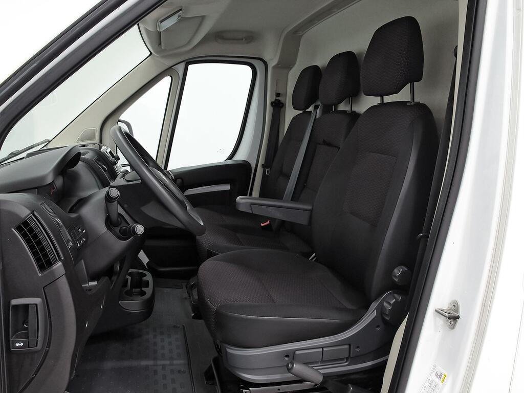 Citroën Jumper FG 2.2 BLUEHDI 120 33 L2H2 4P 9