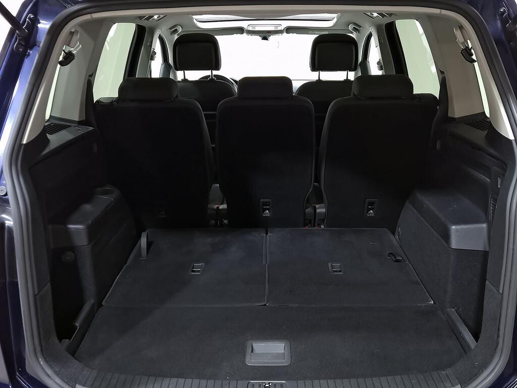 Volkswagen Touran Advance 2.0 TDI 90kW (122CV) 10
