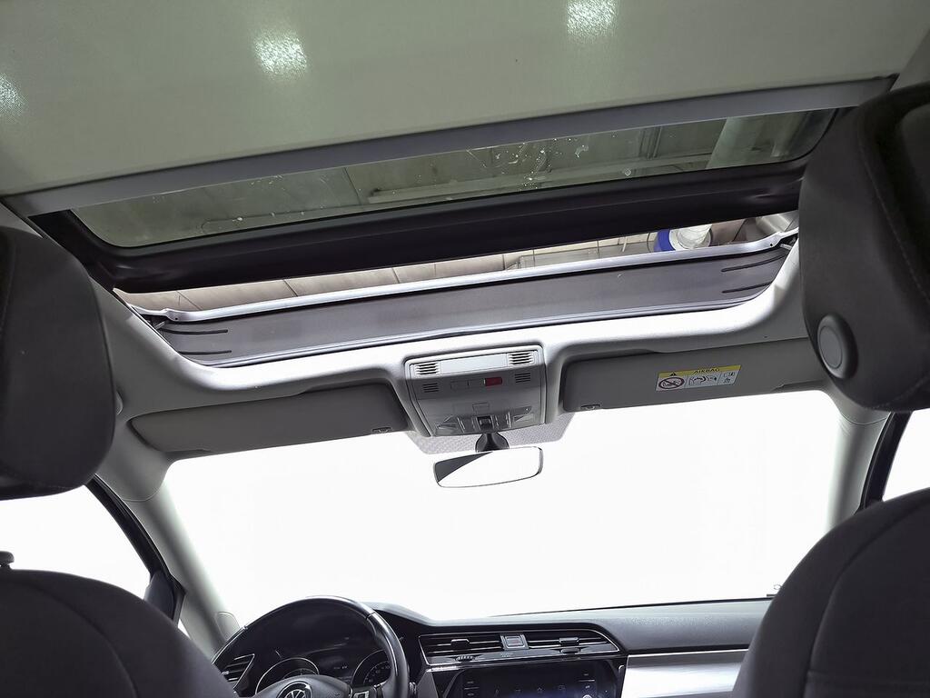 Volkswagen Touran Advance 2.0 TDI 90kW (122CV) 35