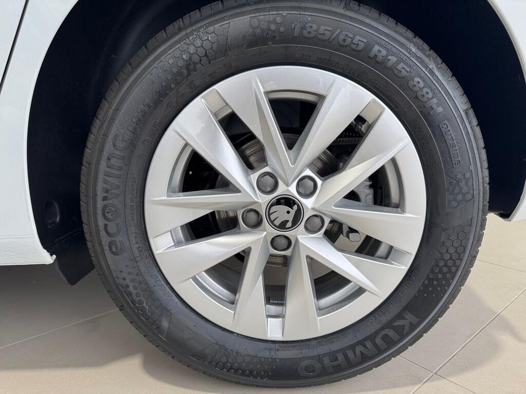 Skoda Fabia 1.0 TSI 70KW (95CV) Go 8