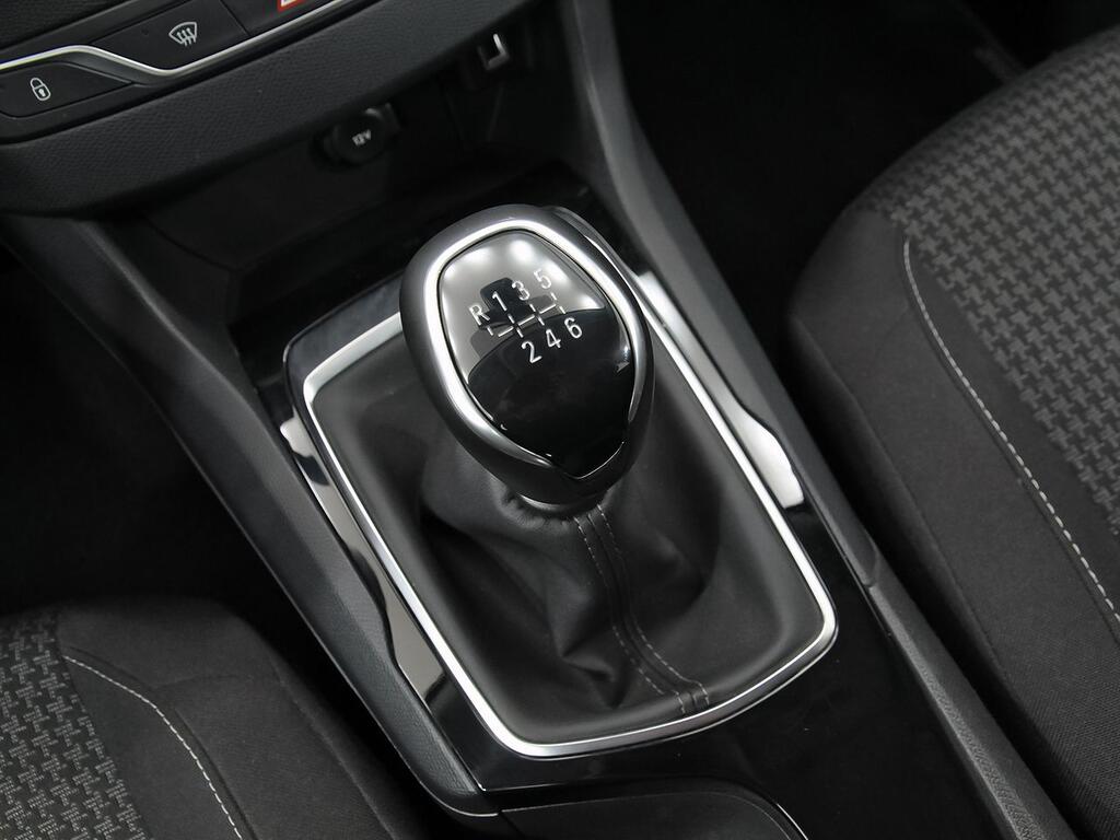 Peugeot 308 5p Active Pack BlueHDi 130 S&S 27