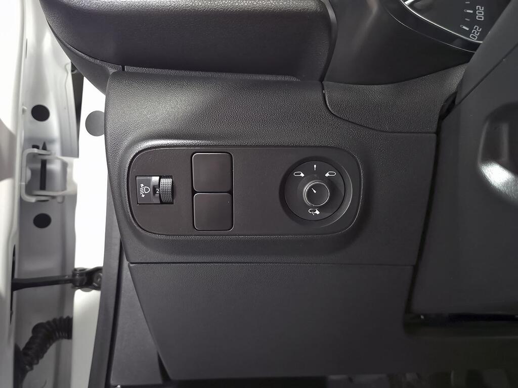 Citroën C3 PureTech 81KW (110CV) Max EAT6 13