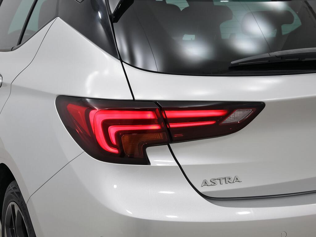 Opel Astra 1.2T SHR 107kW (145CV) Ultimate 34