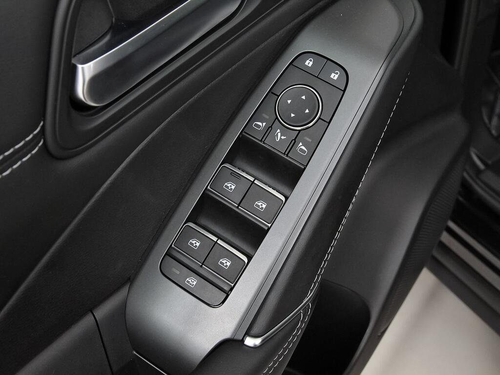 Nissan Qashqai DIG-T 103kW N-Connecta 12