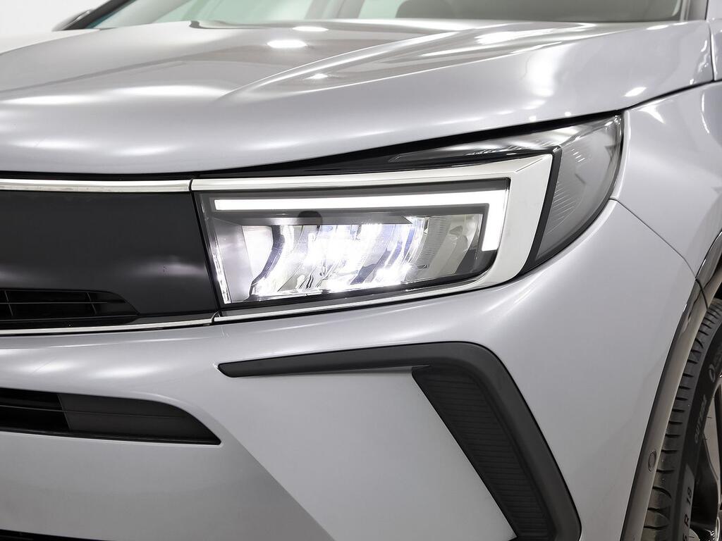 Opel Grandland 1.2T XHT MT6 S/S GS 32