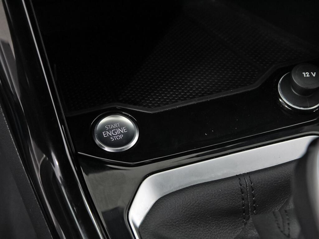 Volkswagen T-Roc R-Line 1.5 TSI 110kW (150CV) DSG 29