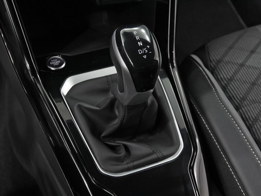 Volkswagen T-Roc R-Line 1.5 TSI 110kW (150CV) DSG 31