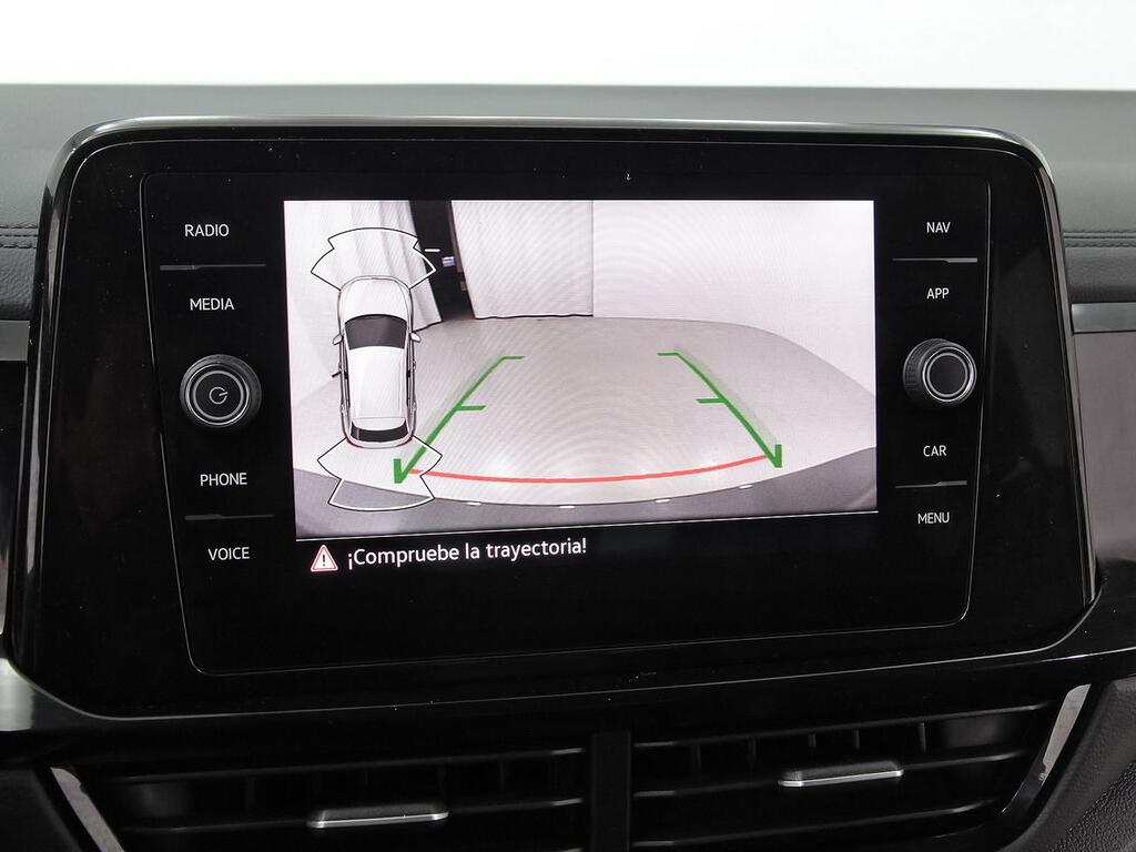 Volkswagen T-Roc R-Line 1.5 TSI 110kW (150CV) DSG 23