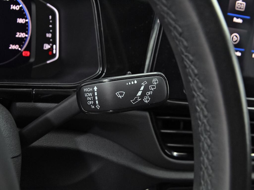 Volkswagen T-Roc R-Line 1.5 TSI 110kW (150CV) DSG 16