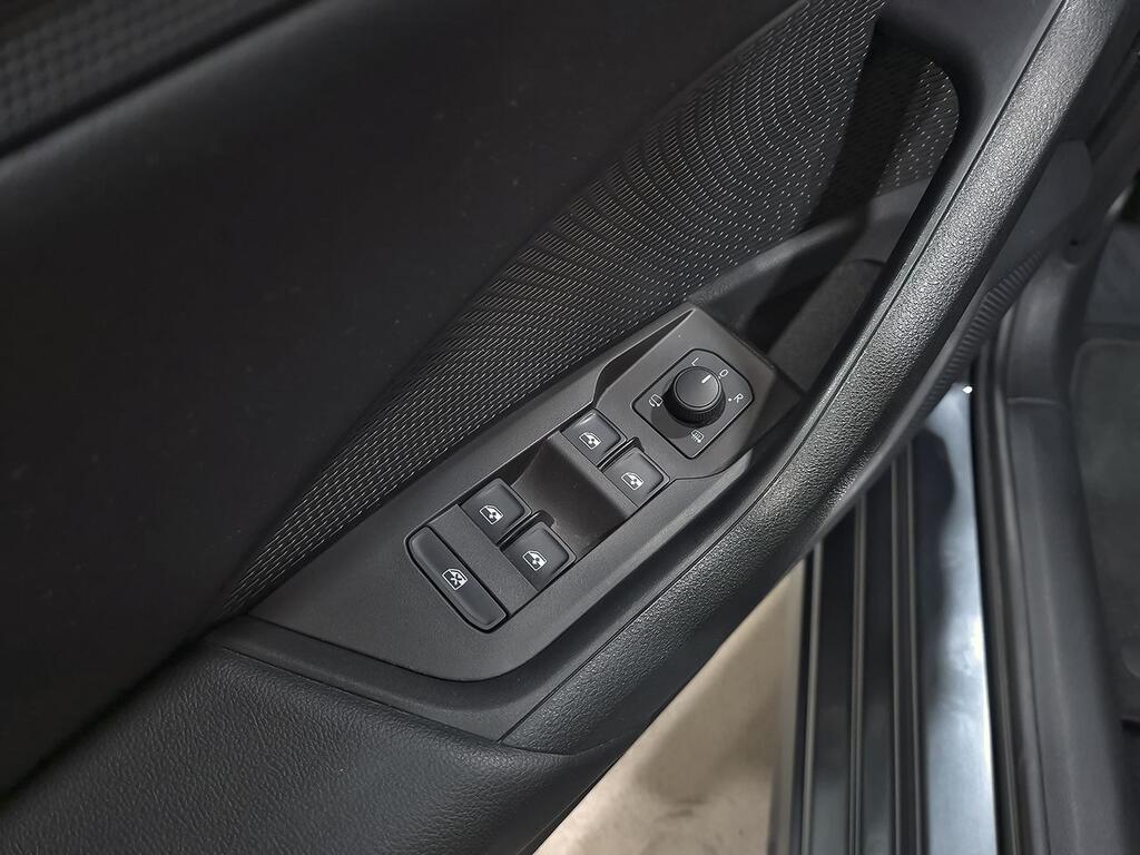 Skoda Octavia Combi 2.0 TDI 110kW(150CV) Man Ambition 11