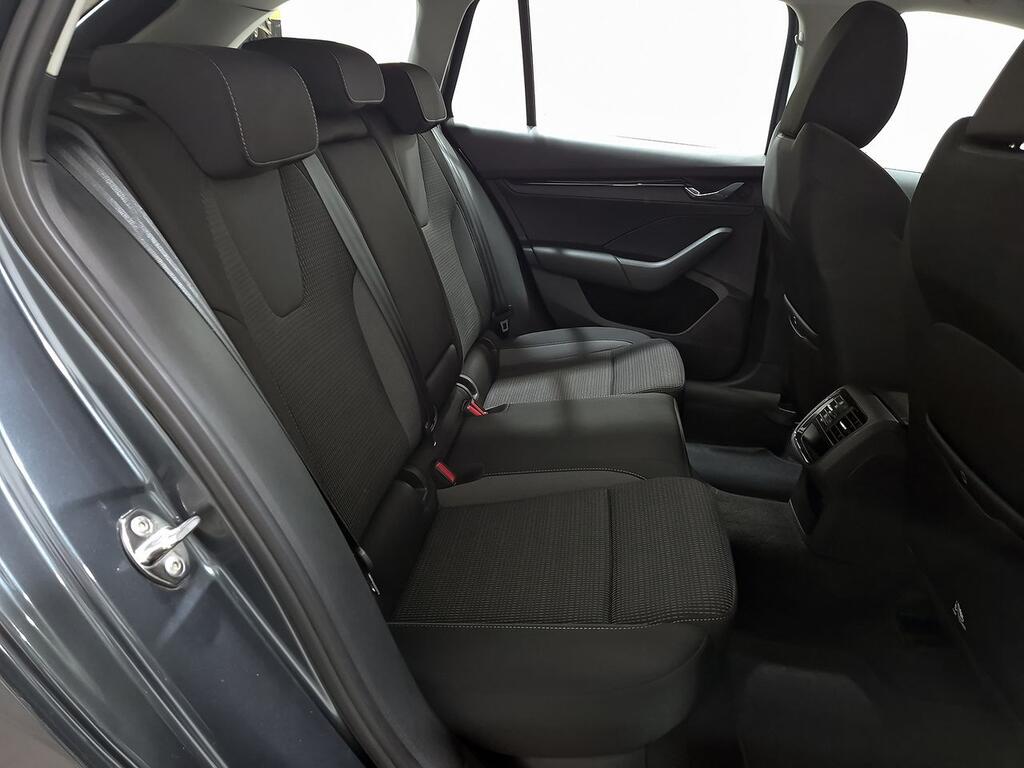 Skoda Octavia Combi 2.0 TDI 110kW(150CV) Man Ambition 8