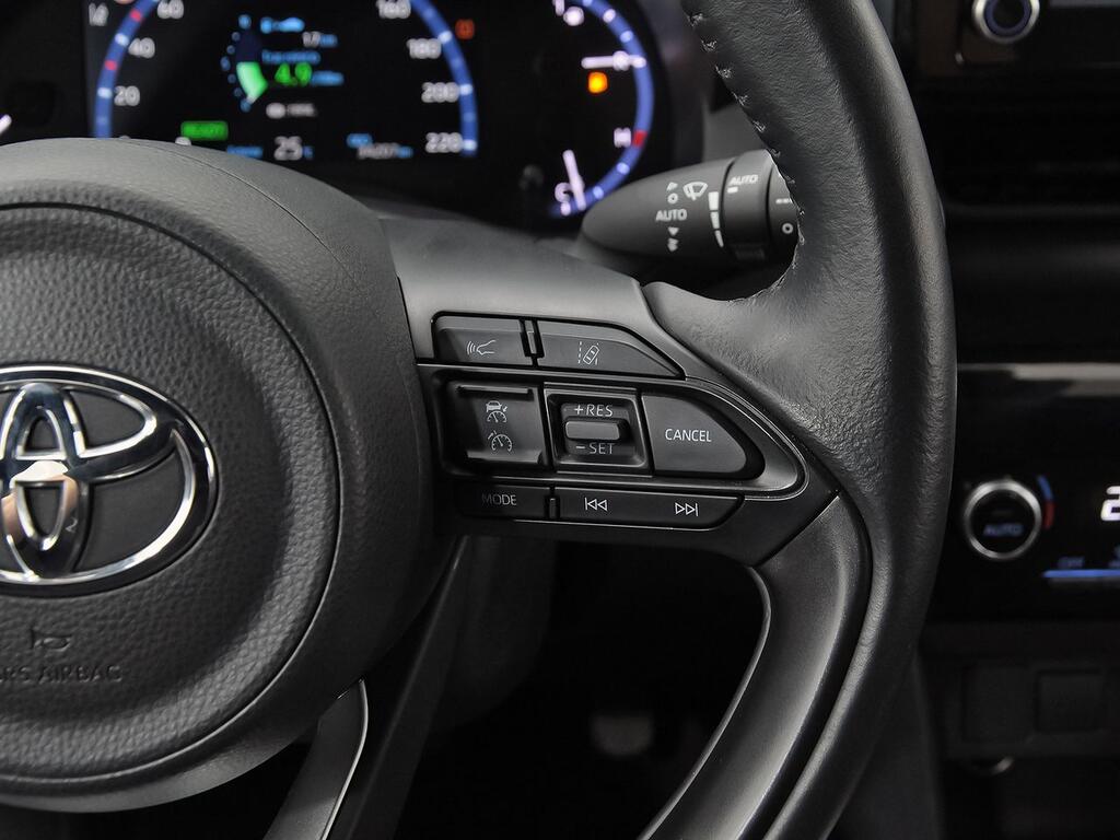 Toyota Yaris Cross 1.5 120H Active Tech 16