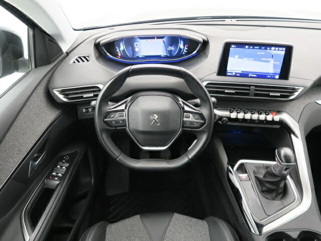 Peugeot 3008 1.2 PURETECH 96KW (130CV) ALLURE S&S 11