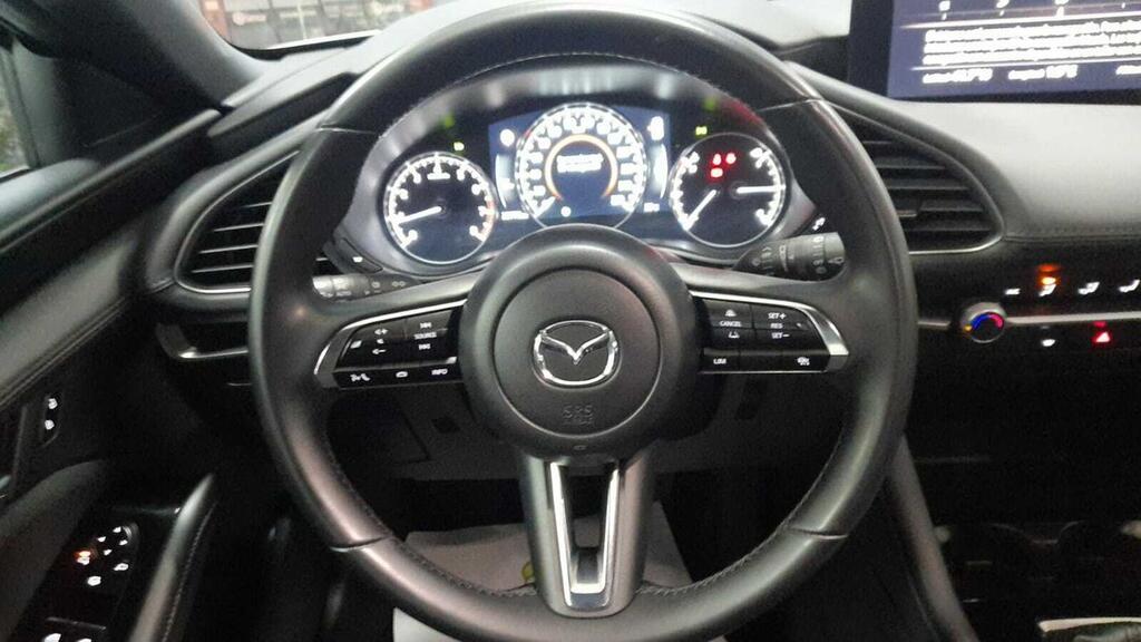 Mazda 3 2.5L e-SKYACTIV G MHEV 103kW Prime-line 9